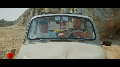 The.Big.Blue.1988.DC.2160p.UHD.Blu ray.Remux.CZ EN.DTS HD.MA.5.1.DoVi.HDR.HEVC CiNEPHiLES.mkv 202512.jpg