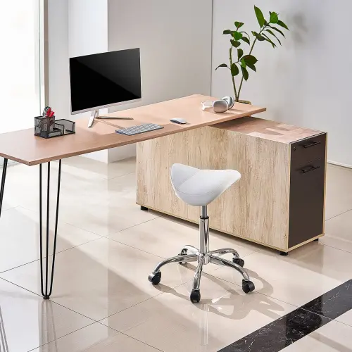 us MADBSJSMADWKZES31V0 original img v1 saddle stool m100 1.12.webp