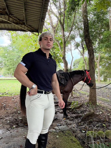 renegonzalezzy 587293492 18298612519277899 7884307741079476204 n.jpg