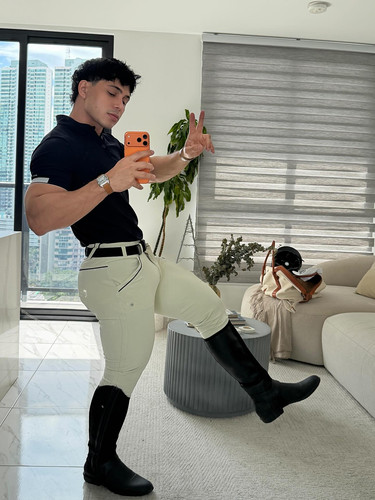 renegonzalezzy 587894292 18301028863277899 5245446452253365873 n.jpg