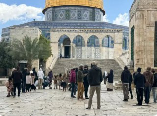 مصادر إعلامية: 123 مستوطناً اقتحموا المسجد الأقصى المبارك اليوم، تحت حراسة شرطة الاحتلال...