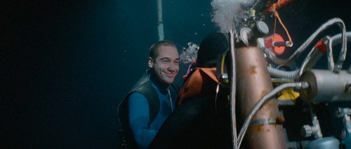 The.Big.Blue.1988.DC.2160p.UHD.BluRay.CZ EN.DTS HD.MA.5.1.DoVi.HDR.x265 My.mkv 20251228 182116.394.jpg