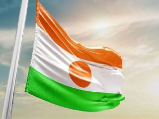 النيجر تصدر قرارًا بمنع إصدار التأشيرات لجميع المواطنين الأمريكان، ردًا على قرار أمريكا بمنع إصدار التأشيرات لمواطني النيجر بالإضافة لعدة دول أغلبها ع...