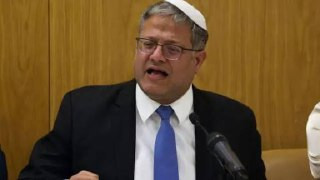 بن غفير للقناة 14 العبرية: سياستنا الآن في التعامل مع الفلسطينيين الداخلين بشكل غير قانوني من الضفة، هي إطلاق النار عليهم....