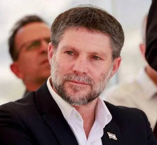 سموتريتش: نقود "ثورة استيطانية" في الضفة الغربية، بهدف تنظيم وتقنين المستوطنات وترسيخ السيادة الإسرائيلية بحكم الأمر الواقع ومنع أي إمكانية لإقامة دول...