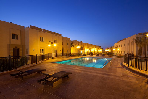 Al Qassim Compound – Book Instantly!.png