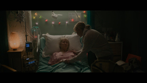 Goodbye.June.2025.2160p.NF.WEB DL.CZ EN.DD+5.1.DoVi.HDR.x265 POKE.mkv 20251229 155338.336
