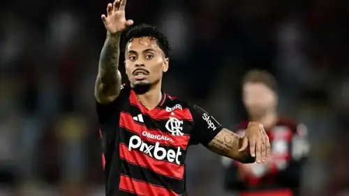 São Paulo foca em volante do Flamengo e busca reposição para setor crucial na temporada