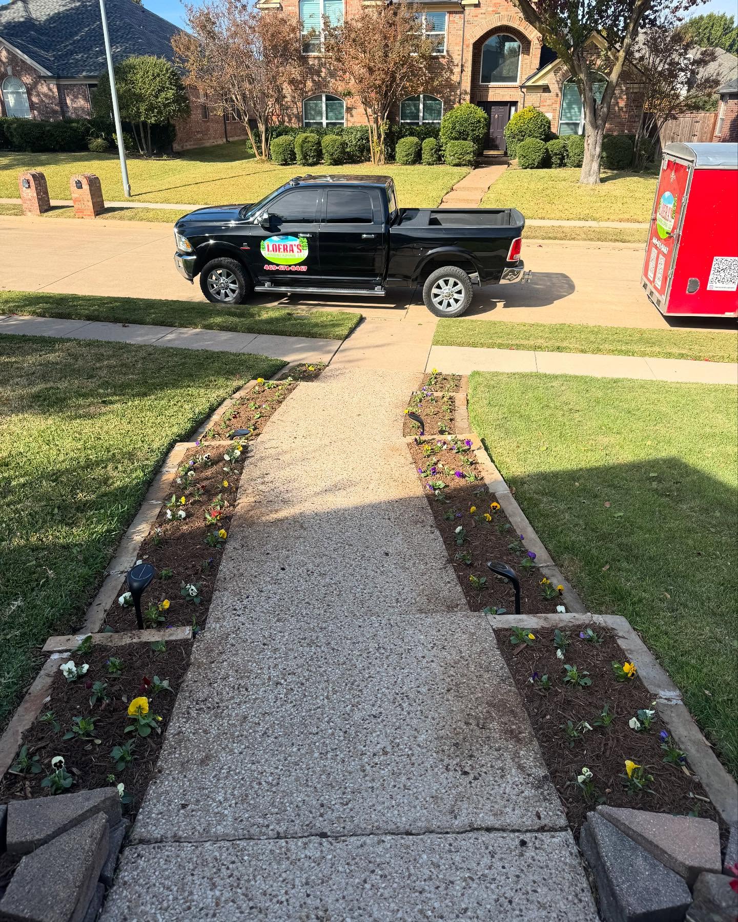 Loera's Landscaping - Seasonal Color in Dallas