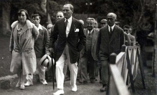 Atatürk V011020250014 N 2.jpg