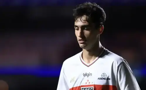 Rodriguinho brilha sob o comando de Crespo e pode ser moeda de troca em negociações do São Paulo