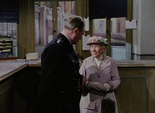 The.Ladykillers.1955.2160p.UHD.BluRay.CZ EN.FLAC.2.0.DoVi.HDR.x265 E.mkv 20251231 201405.480.jpg