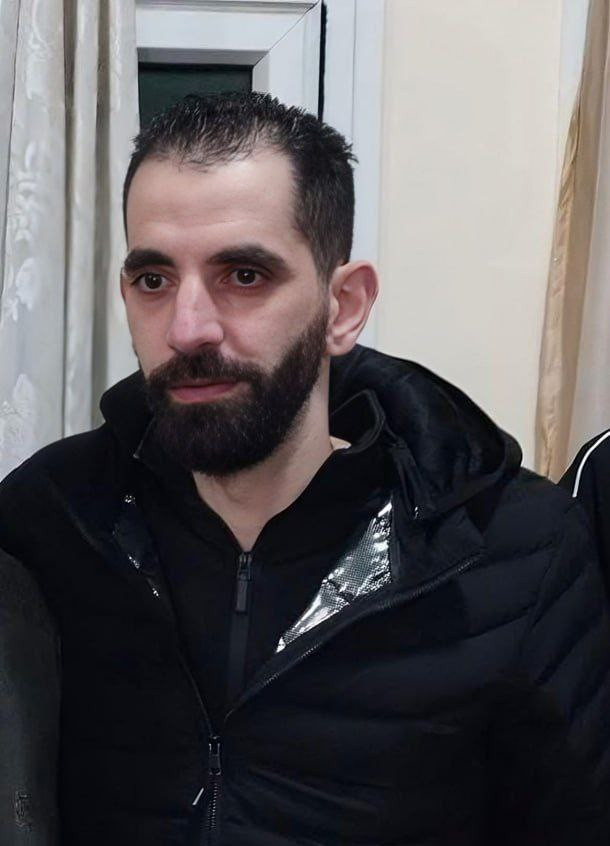 قوات الاحتلال تعيد اعتقال الأسير المحرر محمود طايل فارس بعد مداهمة مكان استقباله في بلدة ديراستيا غرب سلفيت....