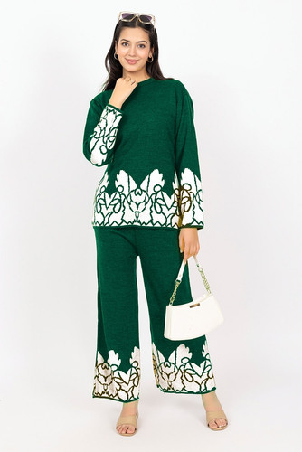 look copy (2).jpg