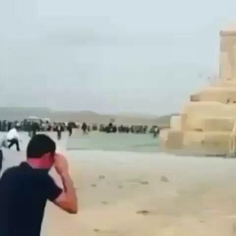 4eHda1XbhZrmCopM.jpg