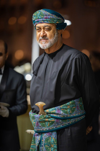 G76xI8vagAQfFq8.jpg