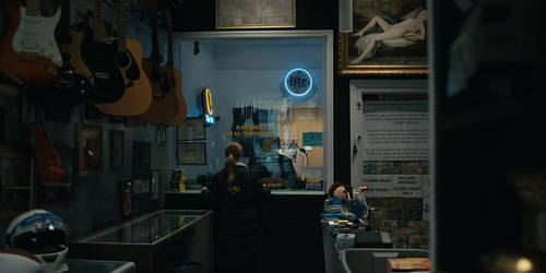 Long.Bright.River.S01E02.Let.Me.In.1080p.PCOK.WEB DL.CZ EN.DD+5.1.x265 My.mkv 20251214 111038.852.jpg