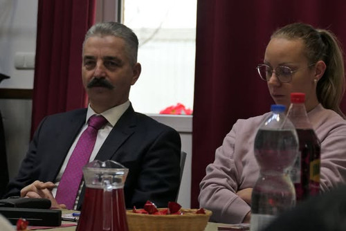 600236745 1291760502757275 4703354254223797897 n.jpg?stp=dst jpg s590x590 tt6& nc cat=110&cb2=99be92.jpg