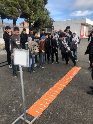 G8EF adWgAIMy9i.jpg