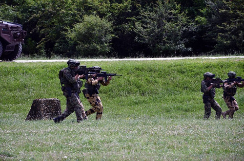 G8BJsHVXoAQb5kV.jpg