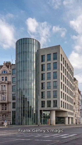 pugE cS97QTi1i5f.jpg