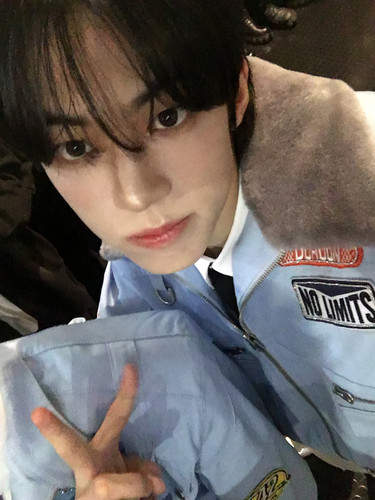 weverse 20251214234404 3199264781.jpg