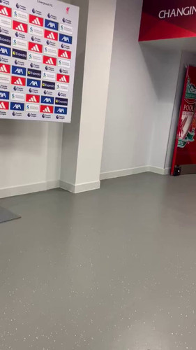 AJRxAA9 ZHBQwI2k.jpg