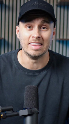 PvVf V3 j3F8BxbG.jpg