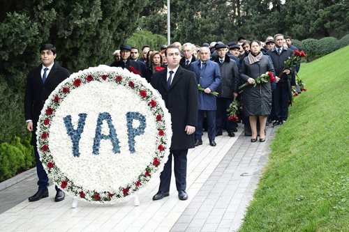 G79vVz5agAAEO1w.jpg