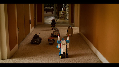 Stranger.Things.S03E01.Chapter.One Suzie,Do.You.Copy.1080p.AMZN.WEB DL.CZ EN.EAC3.x265.HEVC My.mkv 2.jpg