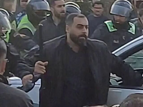 D2vkAW oGNbvRZk4.jpg