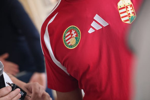 597818700 1351501856783544 1496380643501676153 n.jpg?stp=dst jpg s590x590 tt6& nc cat=104&ccb=1 7& n.jpg