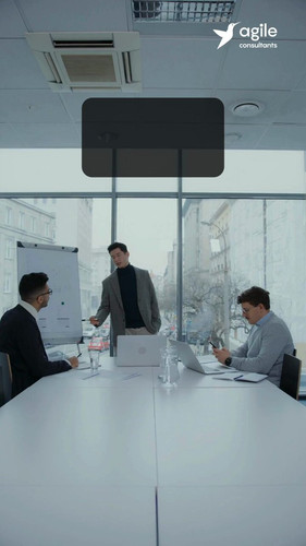 hj UHueXzmrF7nuA.jpg