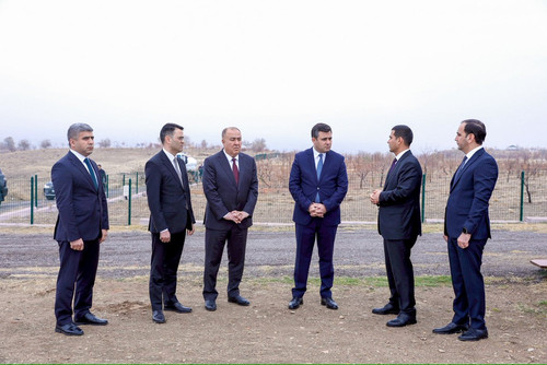 G791oiIaMAAdedt.jpg