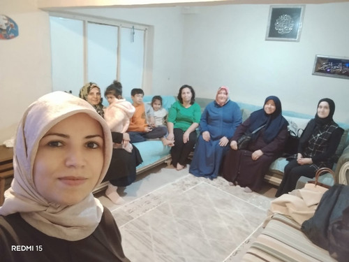 G8Eiq84XYAItNQz.jpg