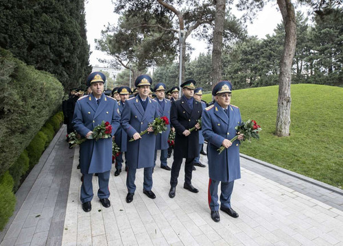 G794kYmXIAAXytp.jpg