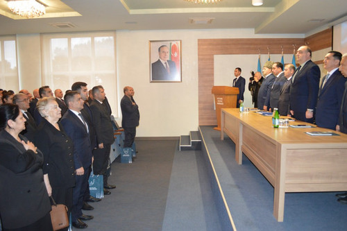 G8Cmm5hW0AAM2uM.jpg