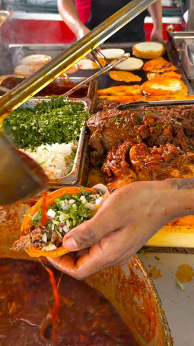 6w 8 lycL7y9qgwc.jpg