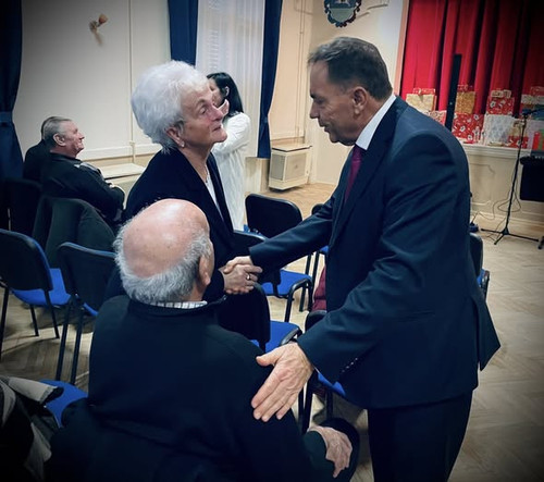 598559287 1424184712403132 100753025782712000 n.jpg?stp=cp6 dst jpg s590x590 tt6& nc cat=108& nc cb=.jpg