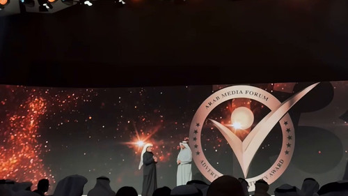 xXWPoz5 0ycdCrDt.jpg