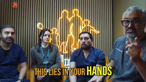 z9d PxsUYzlUAKRs.jpg