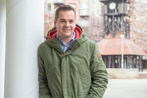 598010501 1242949720985200 2152980829594581941 n.jpg?stp=dst jpg p180x540 tt6& nc cat=102& nc cb=99b.jpg