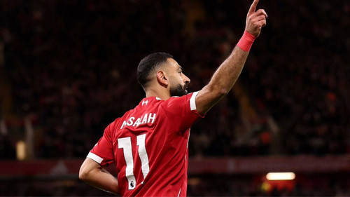 A r9fesV0cWYmWdr.jpg