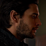 SPOILER BriexCass4.gif