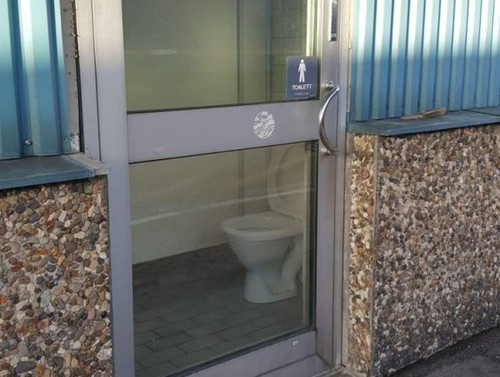 privatsphaere wird voellig ueberbewertet.jpg