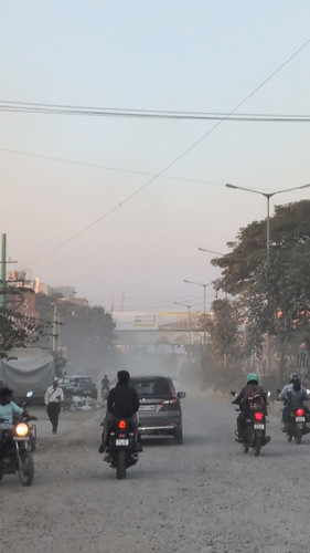 bengalurus new dust weather v0 NTVhbXQxeXV2NTdnMQt4HJ7xfTNE5iGYf2gaUOr951yzUVREo3wiSE8GkBAJ.jpg