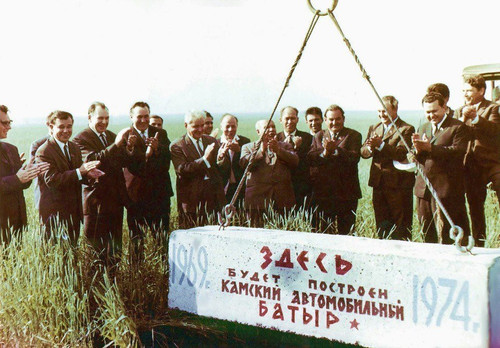 G8DEQ4 X0AIRoxa.jpg