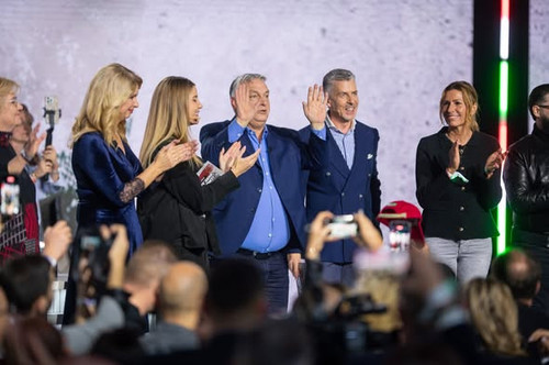 598811071 1389543502542875 9202232885537915523 n.jpg?stp=dst jpg s590x590 tt6& nc cat=111&ccb=1 7& n.jpg