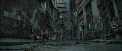 the.running.man.2025.2160p.web.h265 poke 010.jpg