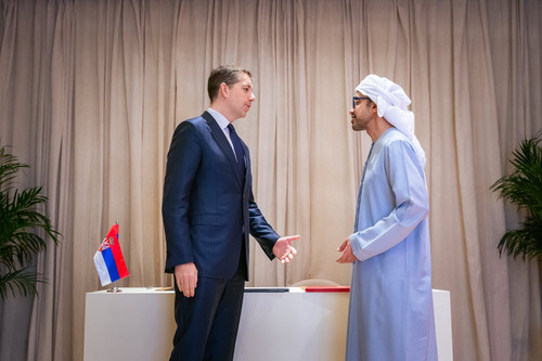 G8DHI3XasAAB dt.jpg